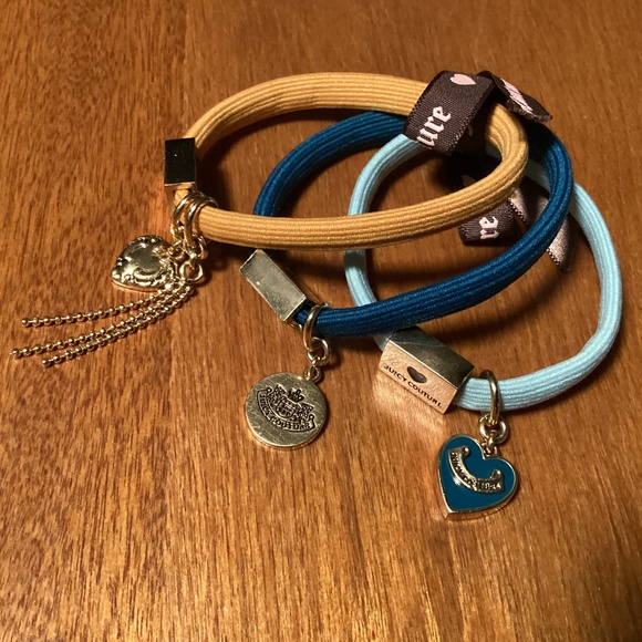 Juicy Couture 3-Piece Hair Accessories/Ponytails With Charms